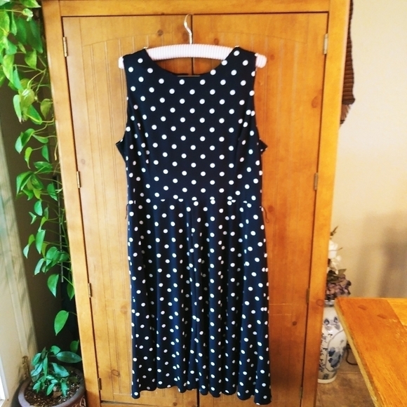 J.Howard Sleeveless Navy Blue Pokadots Dress - Picture 1 of 4